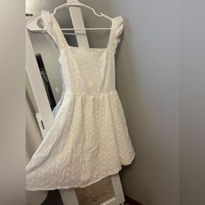 White flower pattern mini dress semi open back
